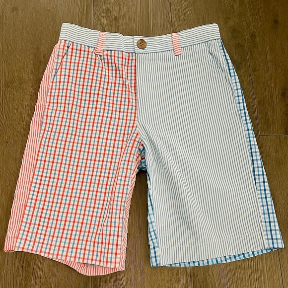 ineyard Vines Boys Patchwork Seersucker Shorts 10 Red White Blue Preppy Summer - Picture 1 of 4
